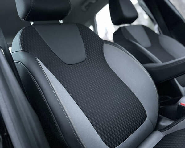 Чорний Опель Crossland X, об'ємом двигуна 1.5 л та пробігом 160 тис. км за 15500 $, фото 70 на Automoto.ua