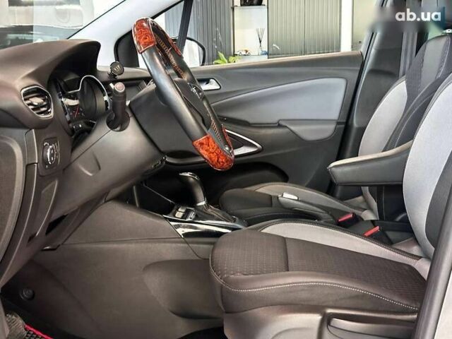 Опель Crossland X, объемом двигателя 1.2 л и пробегом 100 тыс. км за 13900 $, фото 23 на Automoto.ua