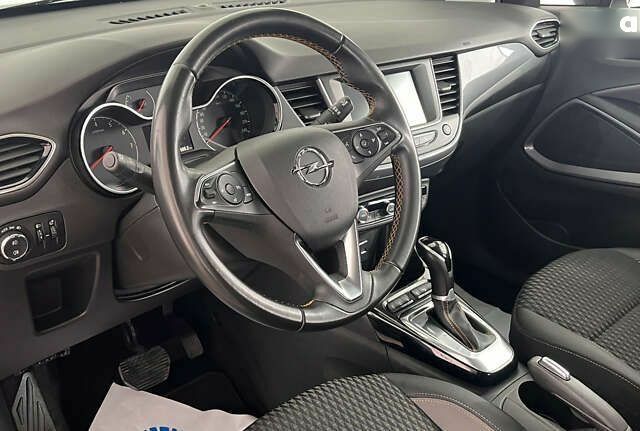 Опель Crossland X, объемом двигателя 1.5 л и пробегом 166 тыс. км за 15750 $, фото 12 на Automoto.ua