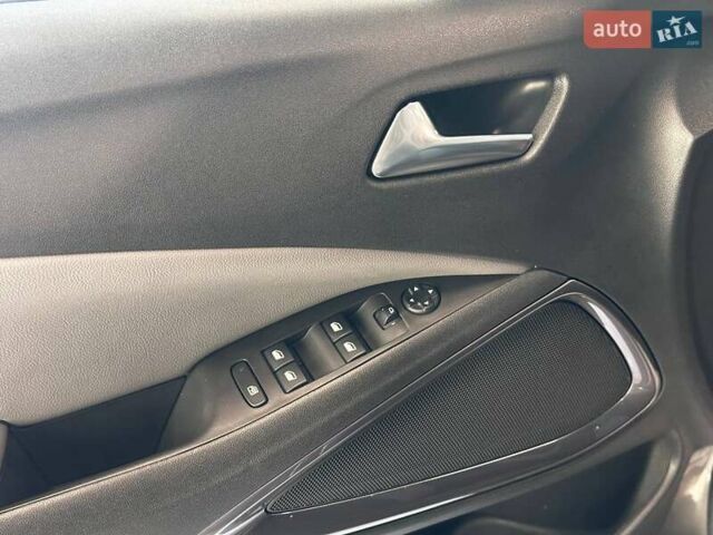Серый Опель Crossland X, объемом двигателя 1.2 л и пробегом 100 тыс. км за 13900 $, фото 21 на Automoto.ua