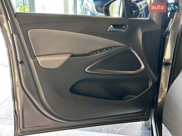 Серый Опель Crossland X, объемом двигателя 1.2 л и пробегом 100 тыс. км за 13900 $, фото 19 на Automoto.ua
