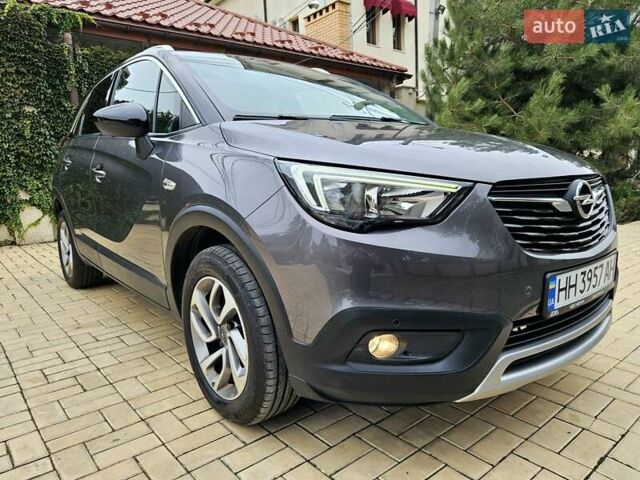 Серый Опель Crossland X, объемом двигателя 1.2 л и пробегом 60 тыс. км за 13999 $, фото 18 на Automoto.ua