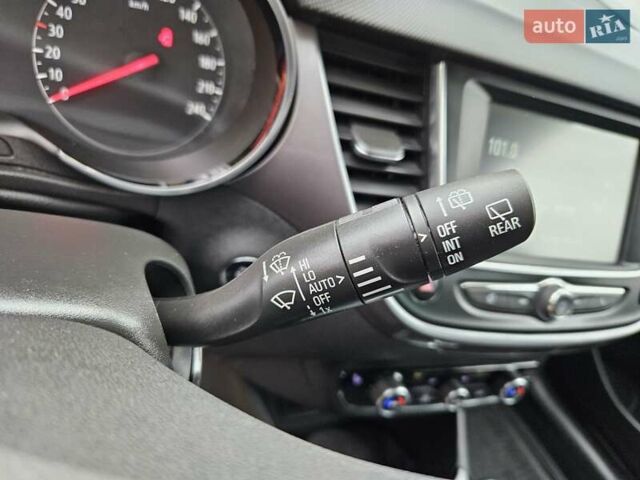 Серый Опель Crossland X, объемом двигателя 1.2 л и пробегом 60 тыс. км за 13999 $, фото 31 на Automoto.ua