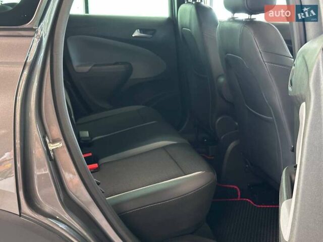 Серый Опель Crossland X, объемом двигателя 1.2 л и пробегом 100 тыс. км за 13900 $, фото 33 на Automoto.ua