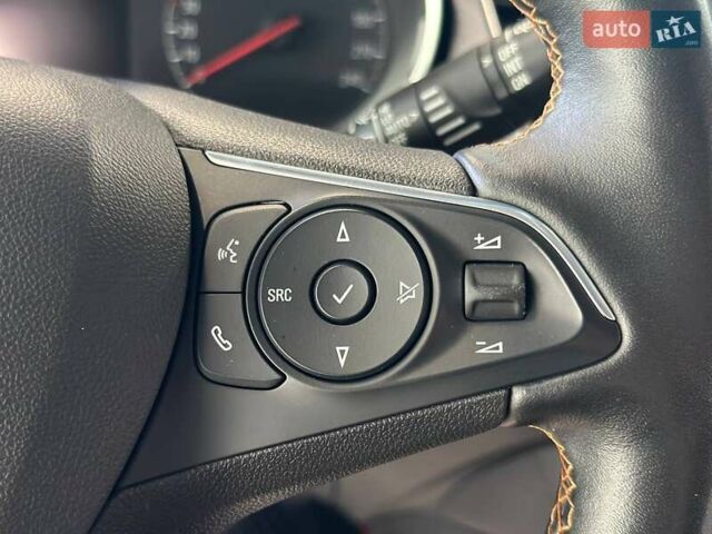 Серый Опель Crossland X, объемом двигателя 1.2 л и пробегом 100 тыс. км за 13900 $, фото 35 на Automoto.ua