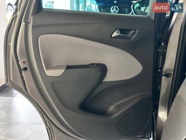 Серый Опель Crossland X, объемом двигателя 1.2 л и пробегом 100 тыс. км за 13900 $, фото 22 на Automoto.ua