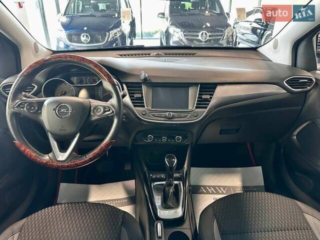 Серый Опель Crossland X, объемом двигателя 1.2 л и пробегом 100 тыс. км за 13900 $, фото 34 на Automoto.ua