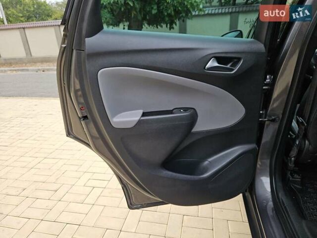 Серый Опель Crossland X, объемом двигателя 1.2 л и пробегом 60 тыс. км за 13999 $, фото 47 на Automoto.ua