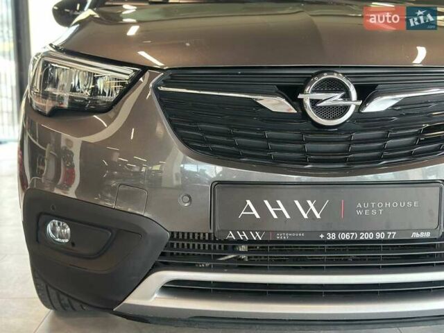 Серый Опель Crossland X, объемом двигателя 1.2 л и пробегом 100 тыс. км за 13900 $, фото 2 на Automoto.ua