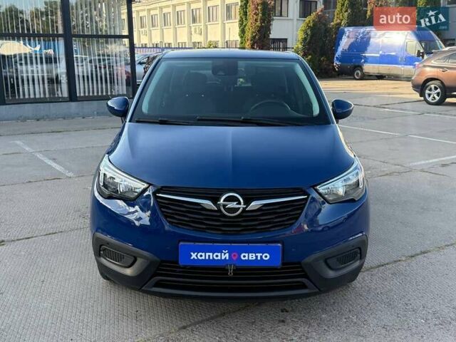 Синий Опель Crossland X, объемом двигателя 1.2 л и пробегом 144 тыс. км за 14500 $, фото 1 на Automoto.ua