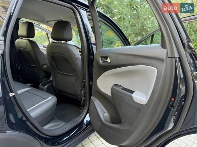 Синий Опель Crossland X, объемом двигателя 1.5 л и пробегом 200 тыс. км за 14800 $, фото 31 на Automoto.ua