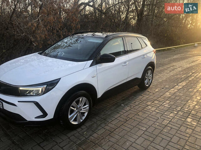 Белый Опель Grandland, объемом двигателя 1.5 л и пробегом 58 тыс. км за 29000 $, фото 16 на Automoto.ua