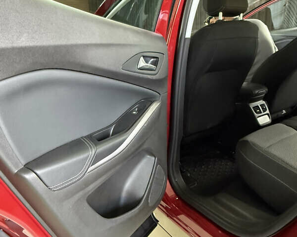 Красный Опель Grandland, объемом двигателя 1.5 л и пробегом 24 тыс. км за 23000 $, фото 6 на Automoto.ua