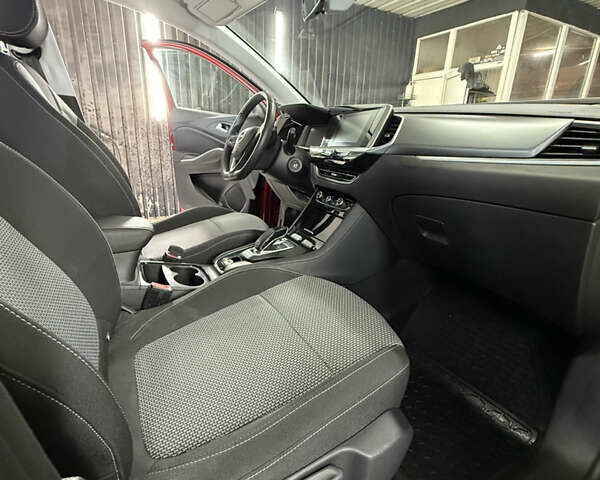 Красный Опель Grandland, объемом двигателя 1.5 л и пробегом 24 тыс. км за 23000 $, фото 8 на Automoto.ua