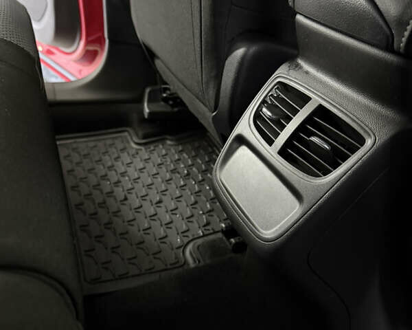 Красный Опель Grandland, объемом двигателя 1.5 л и пробегом 24 тыс. км за 23000 $, фото 12 на Automoto.ua