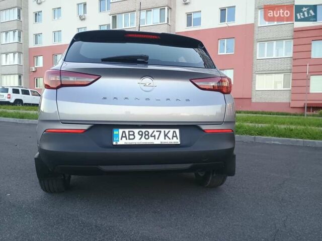 Серый Опель Grandland, объемом двигателя 1.5 л и пробегом 25 тыс. км за 23390 $, фото 3 на Automoto.ua