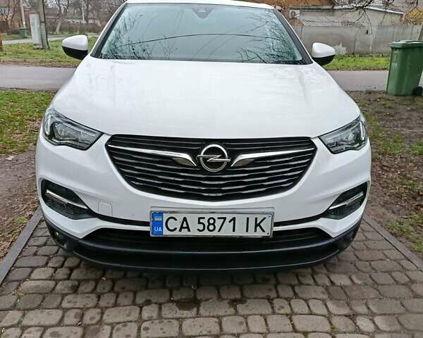 Белый Опель Grandland X, объемом двигателя 2 л и пробегом 128 тыс. км за 18000 $, фото 7 на Automoto.ua