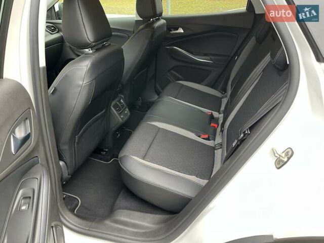 Белый Опель Grandland X, объемом двигателя 1.5 л и пробегом 72 тыс. км за 19700 $, фото 20 на Automoto.ua