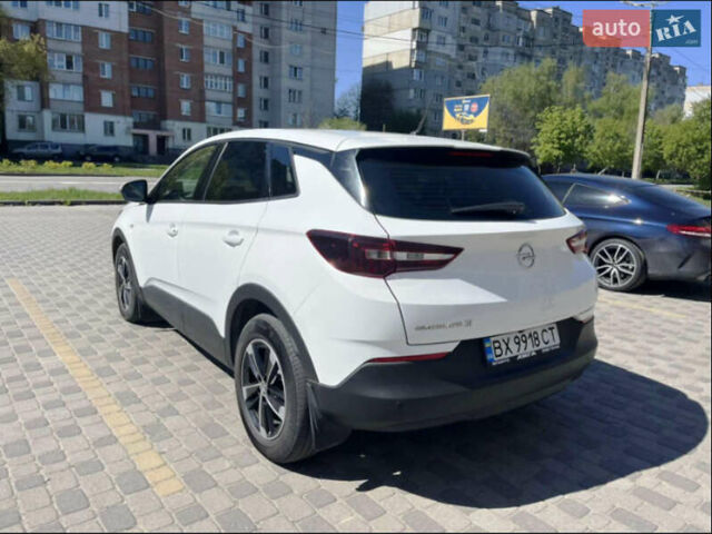 Білий Опель Grandland X, об'ємом двигуна 1.5 л та пробігом 35 тис. км за 21500 $, фото 2 на Automoto.ua