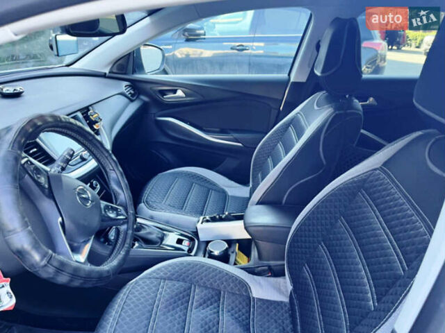 Білий Опель Grandland X, об'ємом двигуна 1.5 л та пробігом 35 тис. км за 21500 $, фото 16 на Automoto.ua