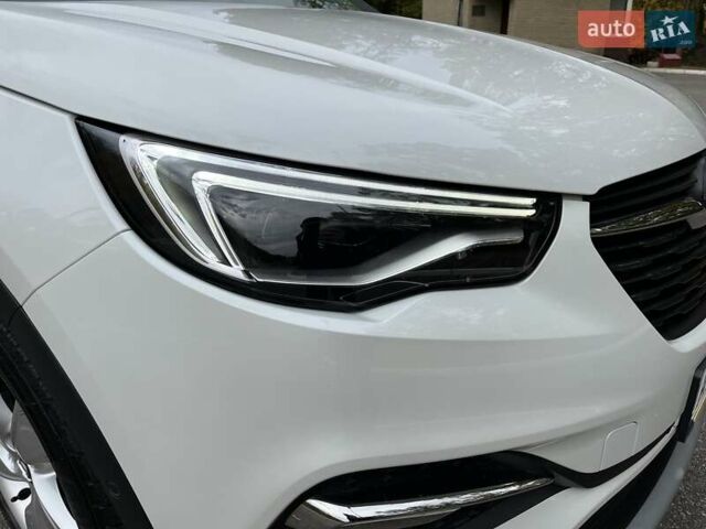 Белый Опель Grandland X, объемом двигателя 1.5 л и пробегом 72 тыс. км за 19700 $, фото 13 на Automoto.ua