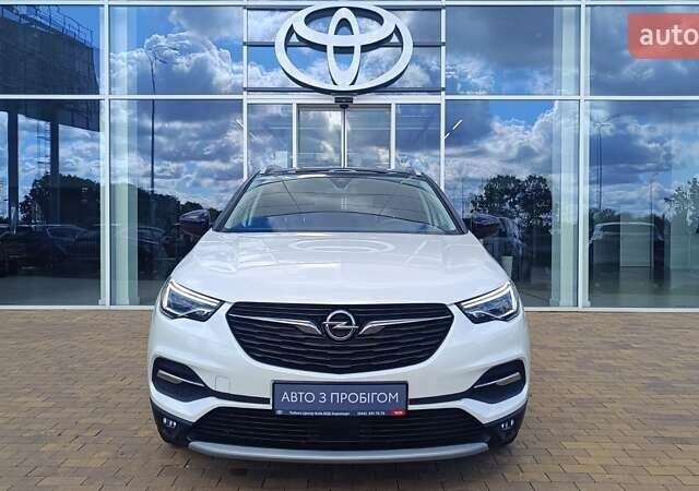 Білий Опель Grandland X, об'ємом двигуна 1.5 л та пробігом 80 тис. км за 20848 $, фото 4 на Automoto.ua