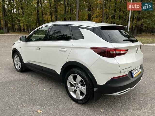 Белый Опель Grandland X, объемом двигателя 1.5 л и пробегом 72 тыс. км за 19700 $, фото 3 на Automoto.ua