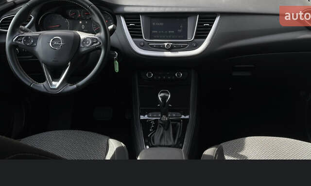 Білий Опель Grandland X, об'ємом двигуна 1.5 л та пробігом 59 тис. км за 18500 $, фото 1 на Automoto.ua