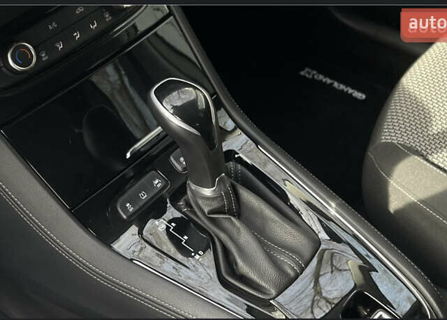 Білий Опель Grandland X, об'ємом двигуна 1.5 л та пробігом 59 тис. км за 18500 $, фото 8 на Automoto.ua