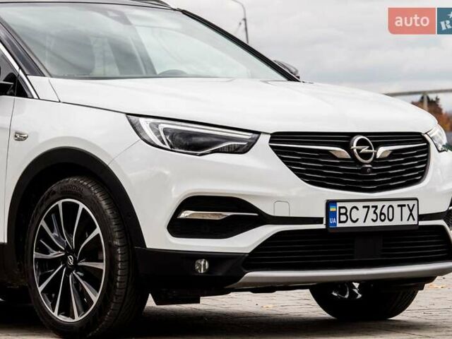 Белый Опель Grandland X, объемом двигателя 1.6 л и пробегом 54 тыс. км за 22900 $, фото 3 на Automoto.ua