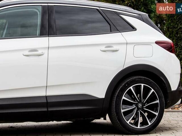 Белый Опель Grandland X, объемом двигателя 1.6 л и пробегом 54 тыс. км за 22900 $, фото 69 на Automoto.ua