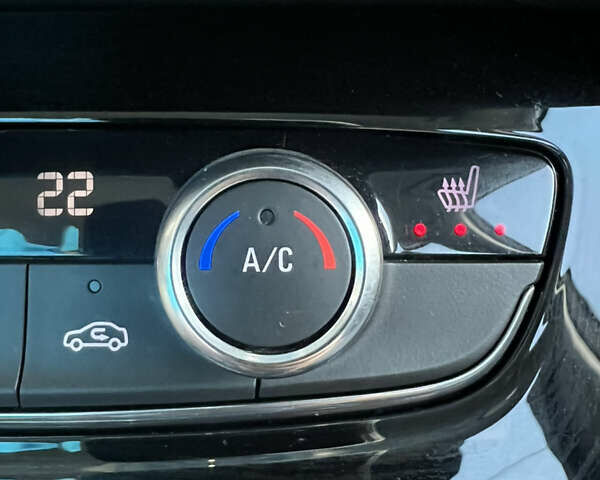 Белый Опель Grandland X, объемом двигателя 1.5 л и пробегом 47 тыс. км за 18750 $, фото 92 на Automoto.ua