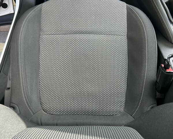 Белый Опель Grandland X, объемом двигателя 1.5 л и пробегом 47 тыс. км за 18750 $, фото 86 на Automoto.ua