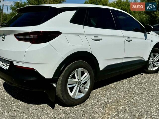 Білий Опель Grandland X, об'ємом двигуна 1.5 л та пробігом 41 тис. км за 23500 $, фото 12 на Automoto.ua