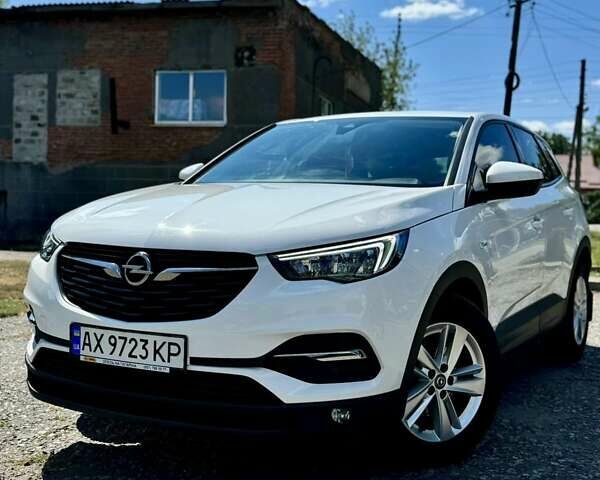 Білий Опель Grandland X, об'ємом двигуна 1.5 л та пробігом 41 тис. км за 23500 $, фото 1 на Automoto.ua