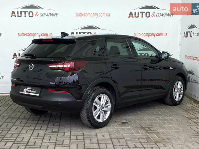 Черный Опель Grandland X, объемом двигателя 1.5 л и пробегом 197 тыс. км за 17750 $, фото 2 на Automoto.ua