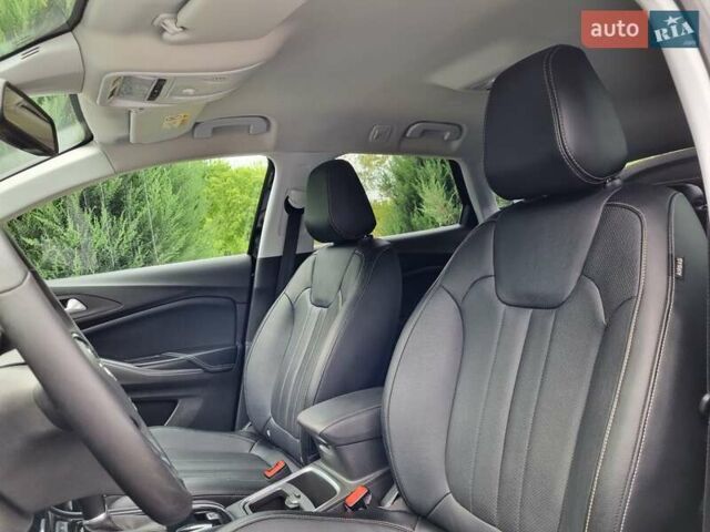 Черный Опель Grandland X, объемом двигателя 2 л и пробегом 194 тыс. км за 19250 $, фото 23 на Automoto.ua