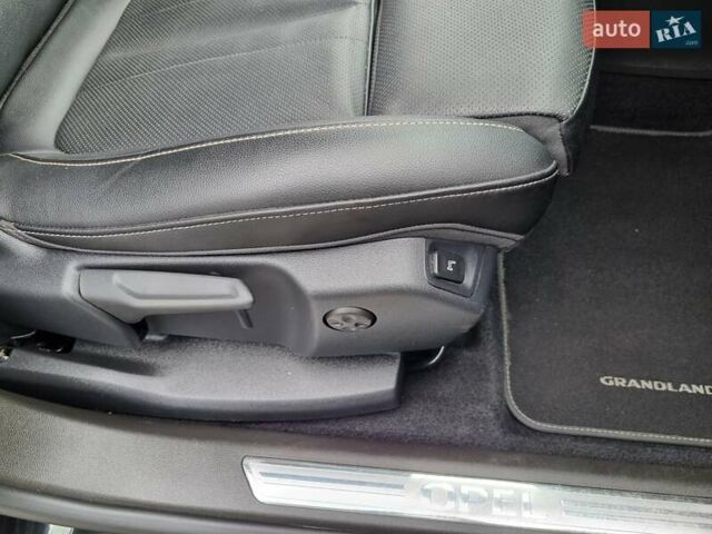Черный Опель Grandland X, объемом двигателя 2 л и пробегом 194 тыс. км за 19250 $, фото 32 на Automoto.ua