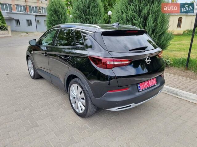 Черный Опель Grandland X, объемом двигателя 2 л и пробегом 194 тыс. км за 19250 $, фото 5 на Automoto.ua