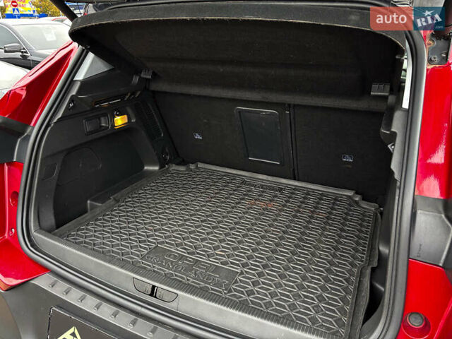 Красный Опель Grandland X, объемом двигателя 1.5 л и пробегом 79 тыс. км за 19000 $, фото 46 на Automoto.ua