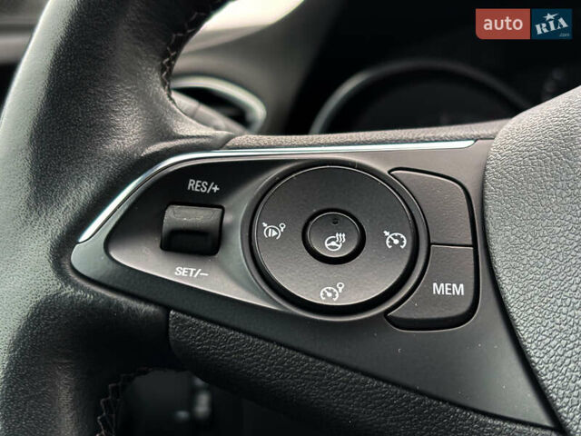 Красный Опель Grandland X, объемом двигателя 1.5 л и пробегом 79 тыс. км за 19000 $, фото 37 на Automoto.ua