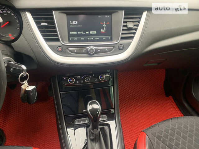 Красный Опель Grandland X, объемом двигателя 1.5 л и пробегом 103 тыс. км за 18500 $, фото 12 на Automoto.ua