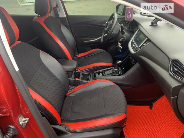 Красный Опель Grandland X, объемом двигателя 1.5 л и пробегом 103 тыс. км за 18500 $, фото 7 на Automoto.ua