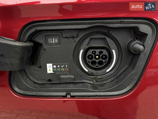 Красный Опель Grandland X, объемом двигателя 1.6 л и пробегом 53 тыс. км за 26450 $, фото 9 на Automoto.ua