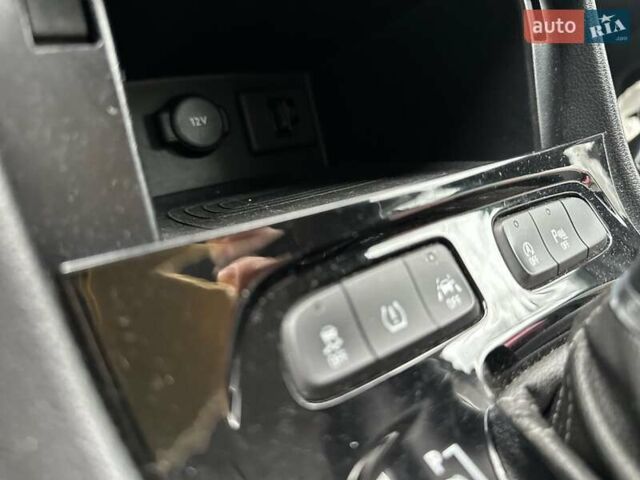 Серый Опель Grandland X, объемом двигателя 2 л и пробегом 235 тыс. км за 18200 $, фото 16 на Automoto.ua