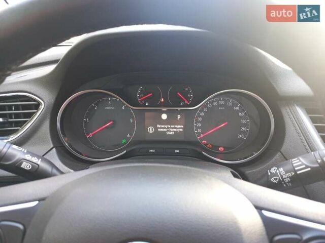 Серый Опель Grandland X, объемом двигателя 2 л и пробегом 235 тыс. км за 18200 $, фото 12 на Automoto.ua