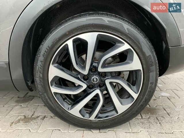 Серый Опель Grandland X, объемом двигателя 2 л и пробегом 235 тыс. км за 18200 $, фото 7 на Automoto.ua