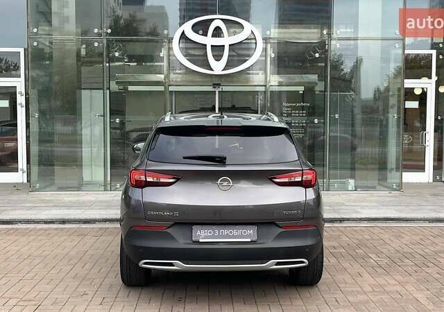 Сірий Опель Grandland X, об'ємом двигуна 1.5 л та пробігом 75 тис. км за 18615 $, фото 3 на Automoto.ua