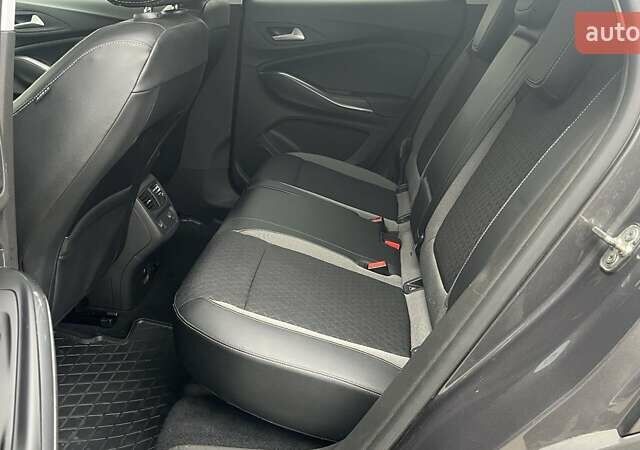 Сірий Опель Grandland X, об'ємом двигуна 1.5 л та пробігом 75 тис. км за 18615 $, фото 10 на Automoto.ua
