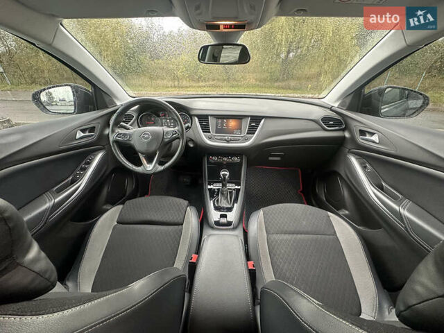 Серый Опель Grandland X, объемом двигателя 1.5 л и пробегом 95 тыс. км за 21499 $, фото 37 на Automoto.ua